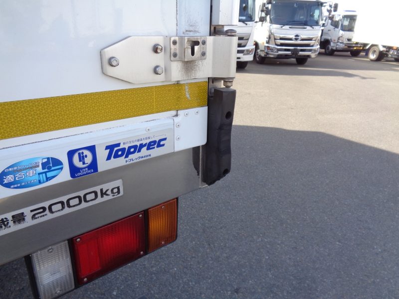 いすゞ 小型トラック 冷凍車中温(ワイド・ロング)加温付スムーサー 画像