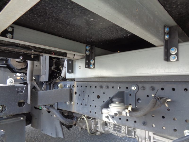 いすゞ 小型トラック 冷凍車中温(ワイド・ロング)加温付スムーサー 画像