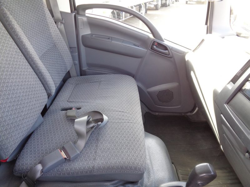 いすゞ 小型トラック 冷凍車中温(ワイド・ロング)加温付スムーサー 画像