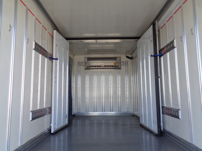 いすゞ 小型トラック 冷凍車中温(ワイド・ロング)加温付スムーサー 画像