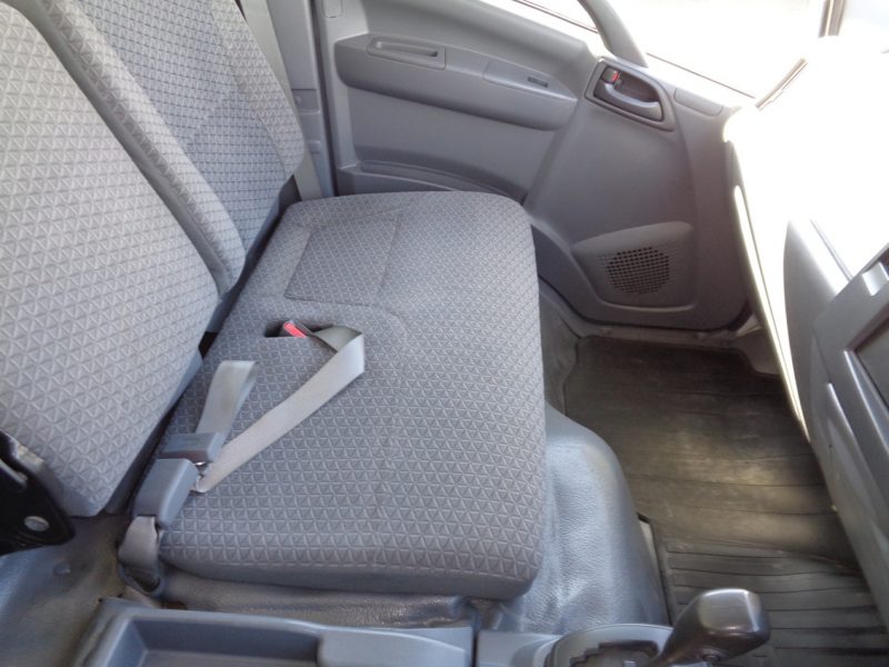 いすゞ 小型トラック 冷凍車中温(ワイド・ロング)加温付スムーサー 画像