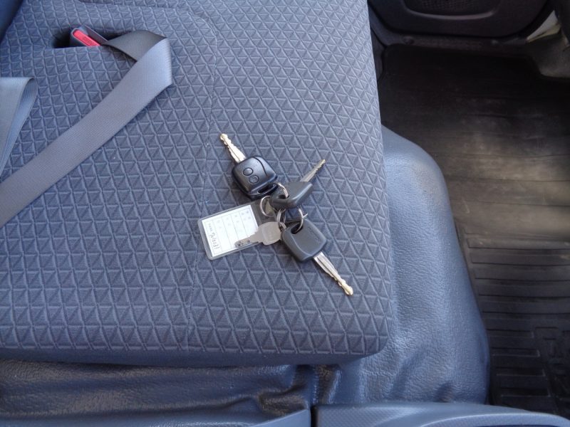 いすゞ 小型トラック 冷凍車中温(ワイド・ロング)加温付スムーサー 画像