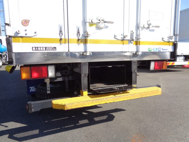 いすゞ 小型トラック 冷凍車中温(ワイド・ロング)加温付スムーサー 画像