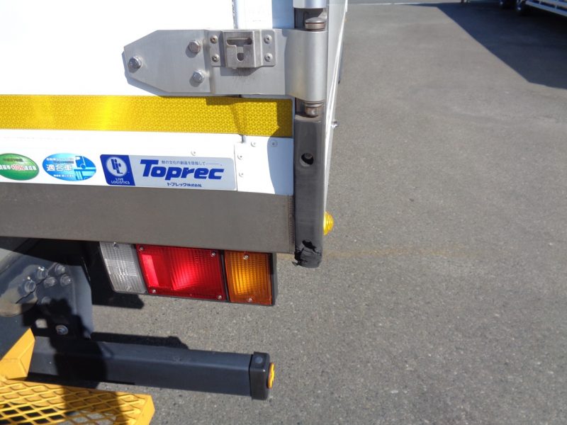 いすゞ 小型トラック 冷凍車中温(ワイド・ロング)加温付スムーサー 画像