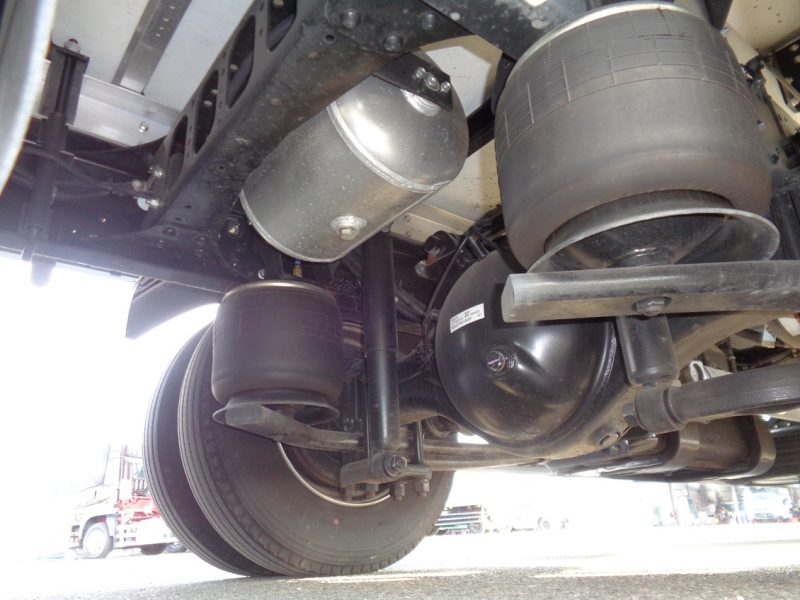 三菱 中型トラック ウィングワイドエアサス格納PG付 画像