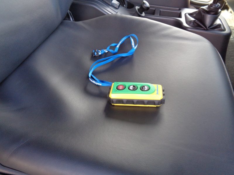 三菱 中型トラック ウィングワイドエアサス格納PG付 画像