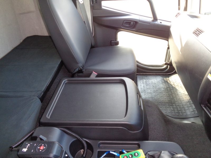 三菱 中型トラック ウィングワイドエアサス格納PG付 画像