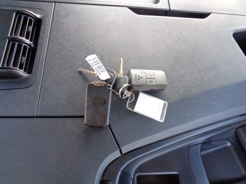 三菱 大型トラック トラクタハイルーフ18t 画像