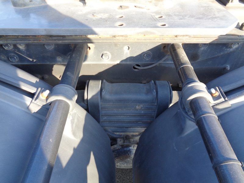 三菱 大型トラック トラクタハイルーフ18t 画像