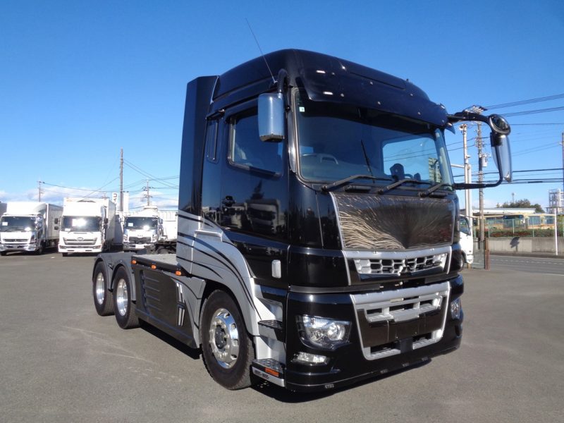 三菱 大型トラック トラクタハイルーフ18t 画像