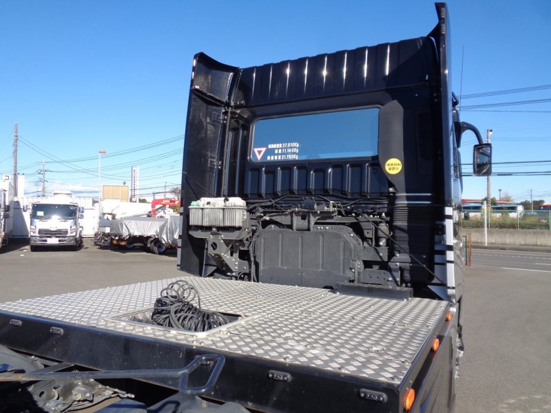 三菱 大型トラック トラクタハイルーフ18t 画像