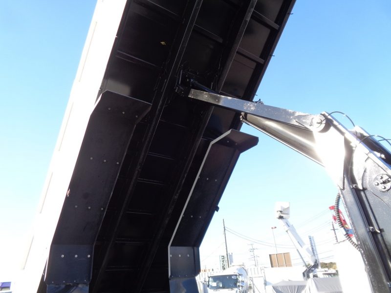 三菱 大型トラック 深ダンプハイルーフ(10.2ｔ)9.0mGVW25t 画像