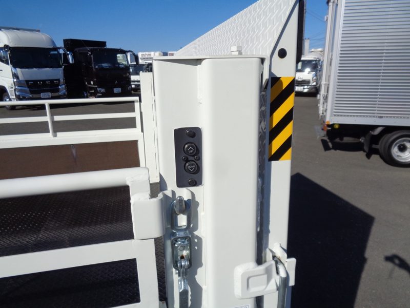 トヨタ 小型トラック 木平垂直PG付(標準・ロング)AT車 画像