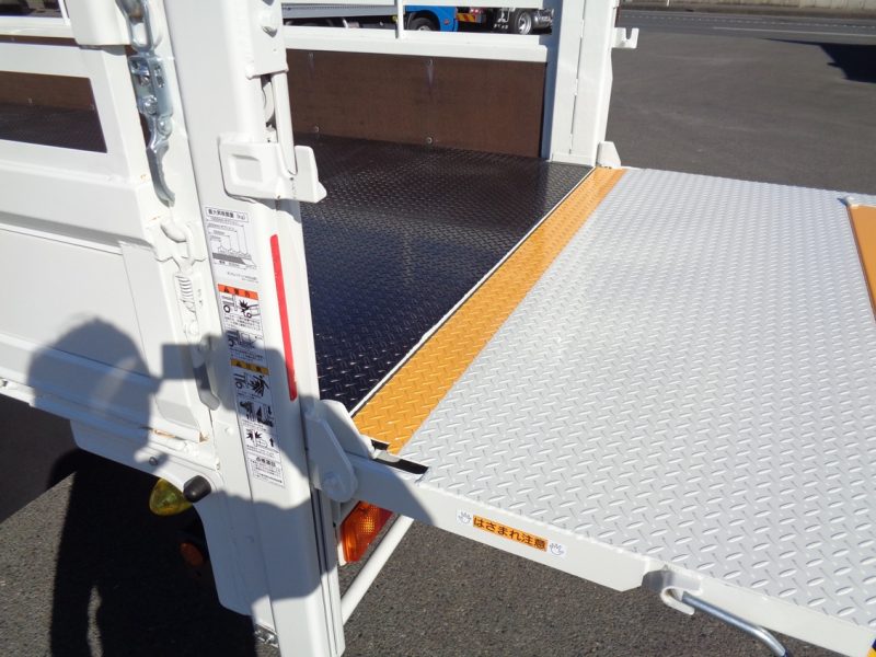 トヨタ 小型トラック 木平垂直PG付(標準・ロング)AT車 画像