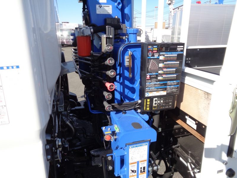 三菱 小型トラック タダノ5段クレーン(3.65t)4.35m 画像