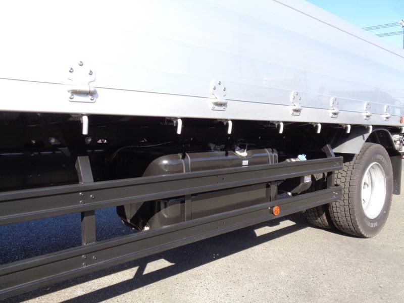 三菱 大型トラック 増tアルミ平ワイドPTO付(8.4t)6.2m 画像