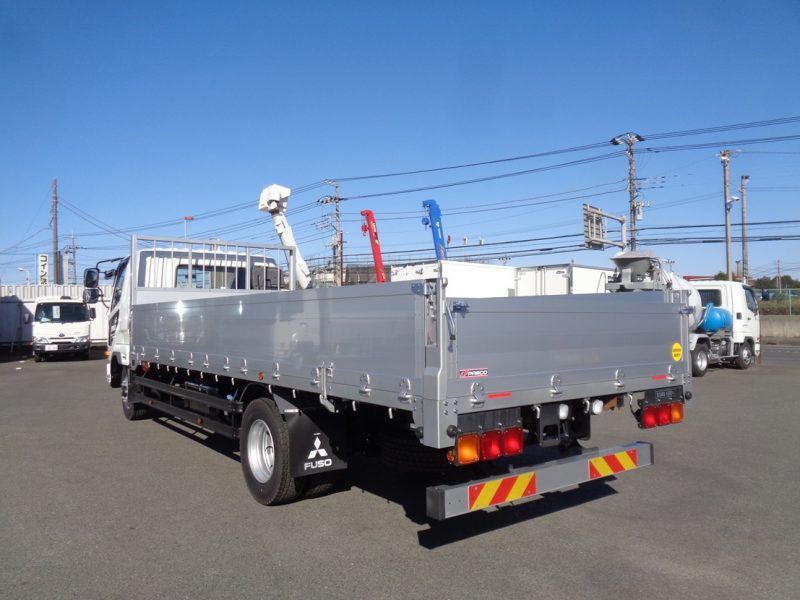 三菱 大型トラック 増tアルミ平ワイドPTO付(8.4t)6.2m 画像