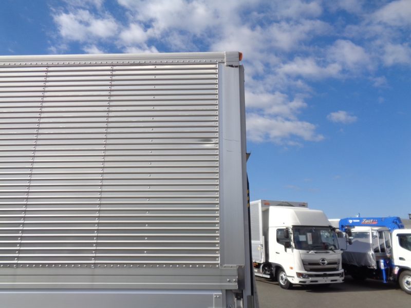 三菱 中型トラック ウィングワイドはね上げPG付 画像