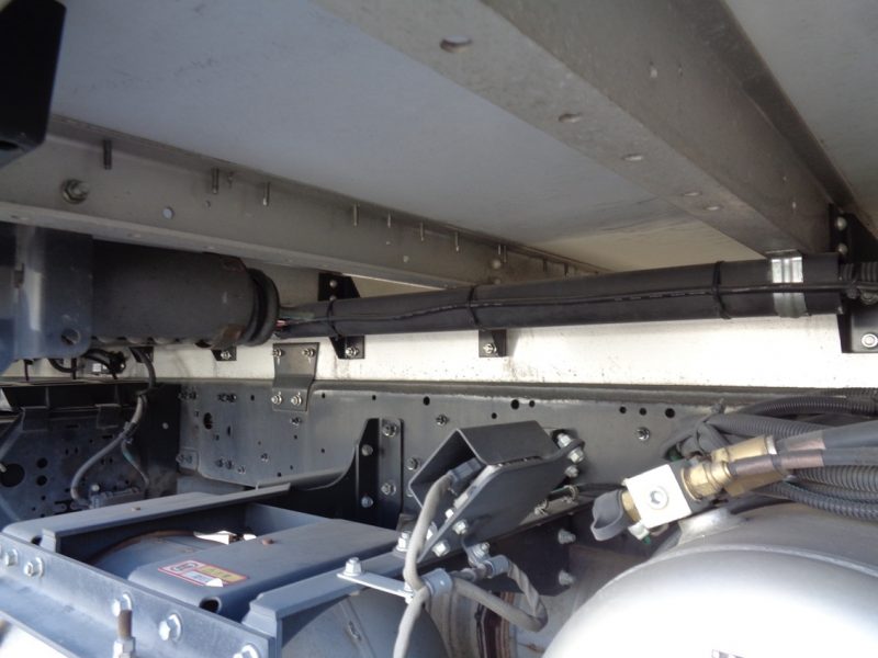 三菱 中型トラック ウィングワイドはね上げPG付 画像