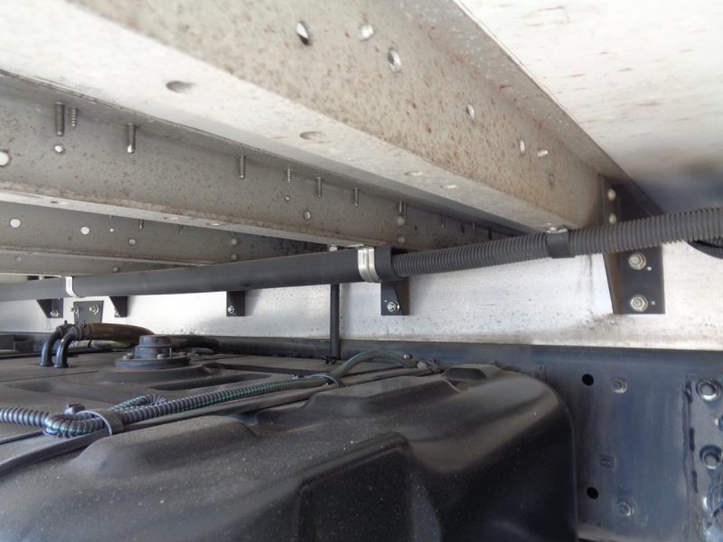 三菱 中型トラック ウィングワイドはね上げPG付 画像