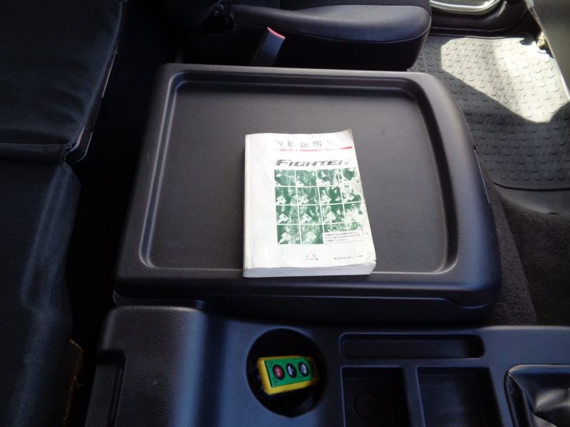 三菱 中型トラック ウィングワイドはね上げPG付 画像