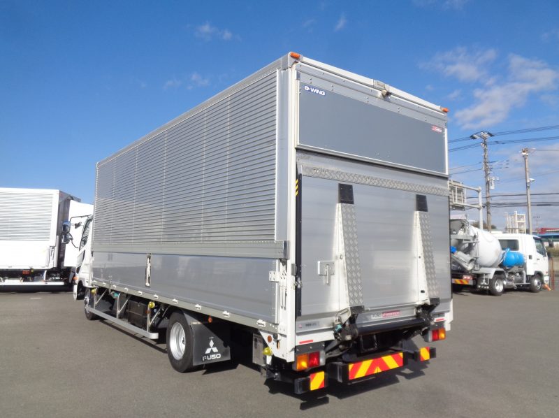 三菱 中型トラック ウィングワイドはね上げPG付 画像