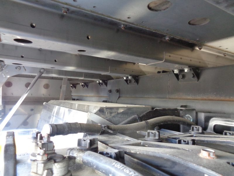 三菱 大型トラック アルミ平エアサス(アイバワークス)ステンレスボデー 画像