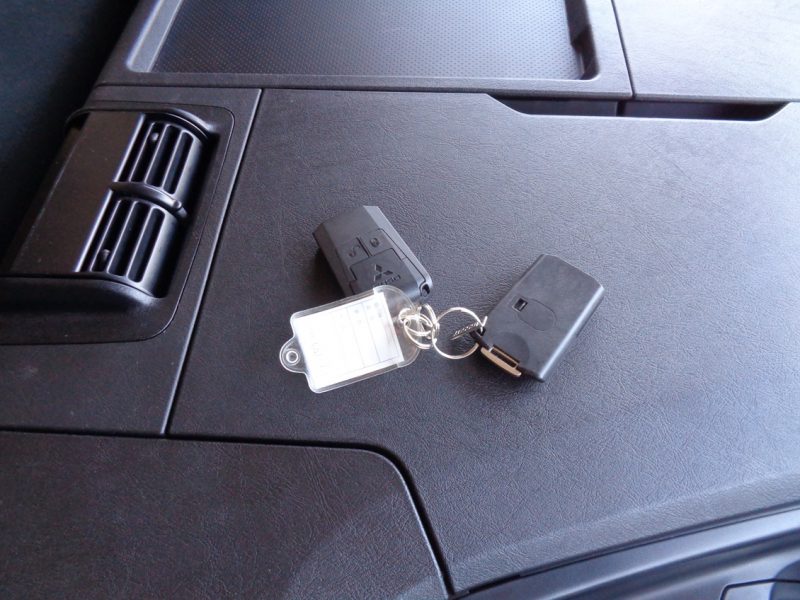 三菱 大型トラック アルミ平エアサス(アイバワークス)ステンレスボデー 画像