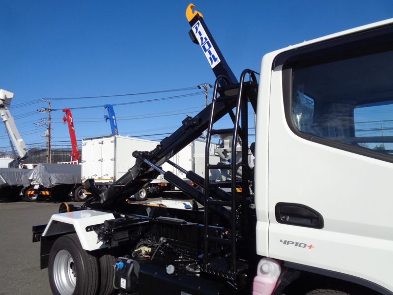 三菱 小型トラック アームロール3t 画像