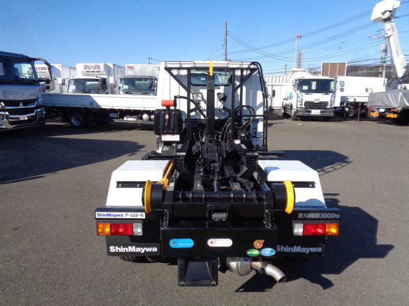 三菱 小型トラック アームロール3t 画像