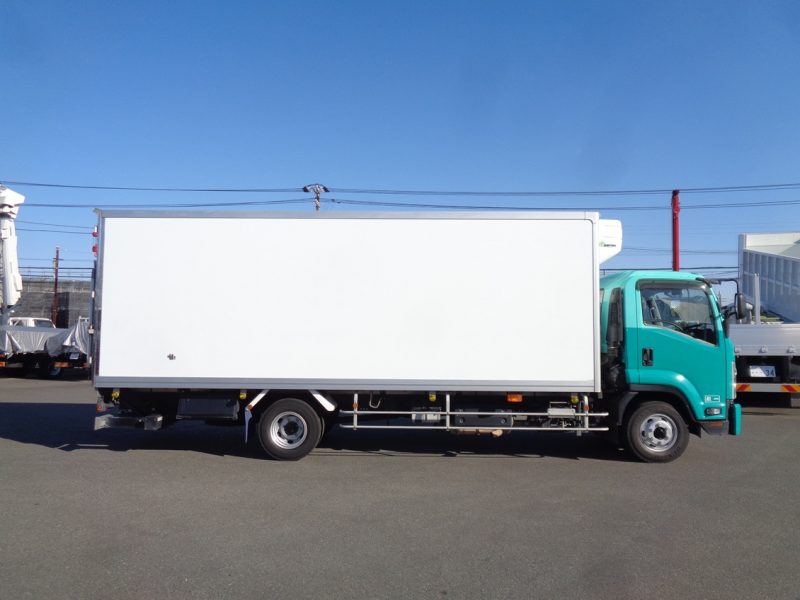 いすゞ 中型トラック 冷凍車PG付 画像
