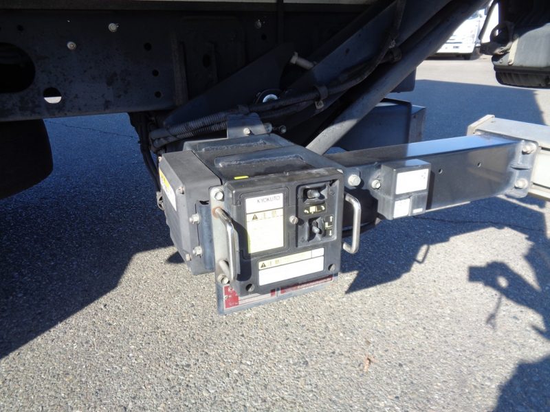 いすゞ 中型トラック 冷凍車PG付 画像