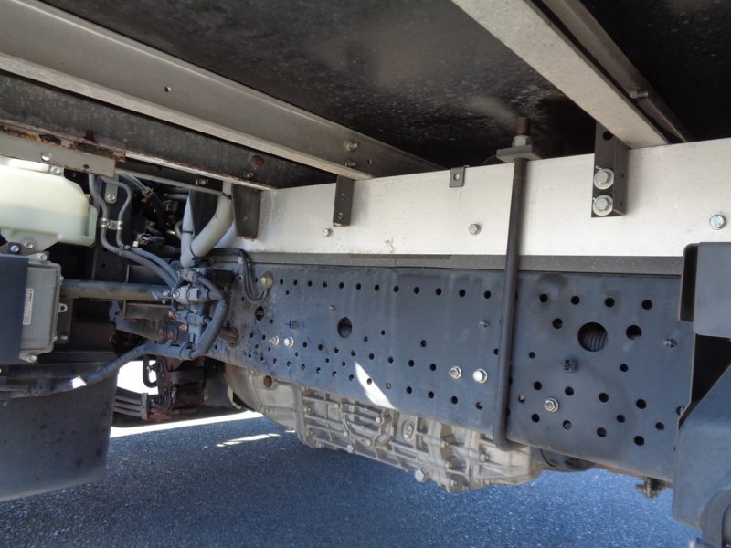 いすゞ 中型トラック 冷凍車PG付 画像