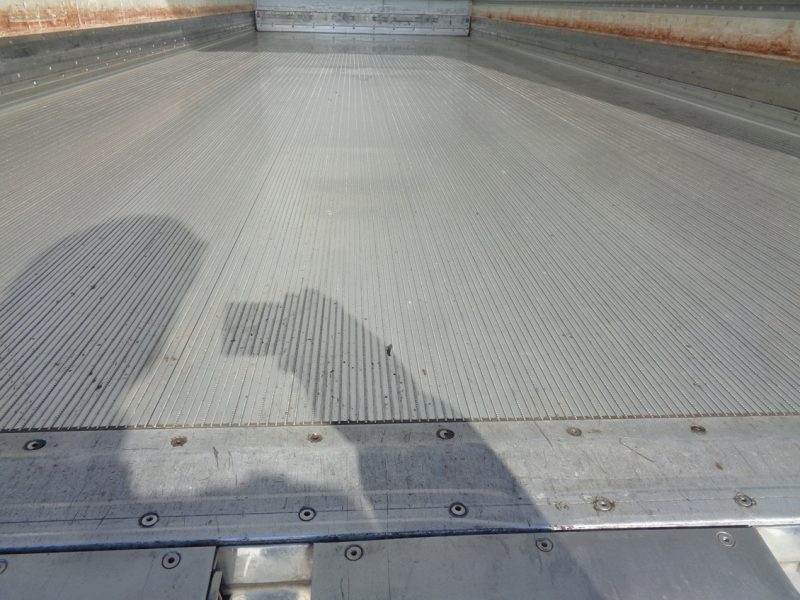 いすゞ 中型トラック 冷凍車PG付 画像