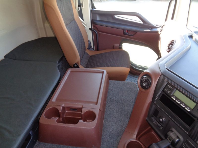 日野 大型トラック 冷凍車エアサス(キストン・ジョロダ)加温スタンバイ付 画像