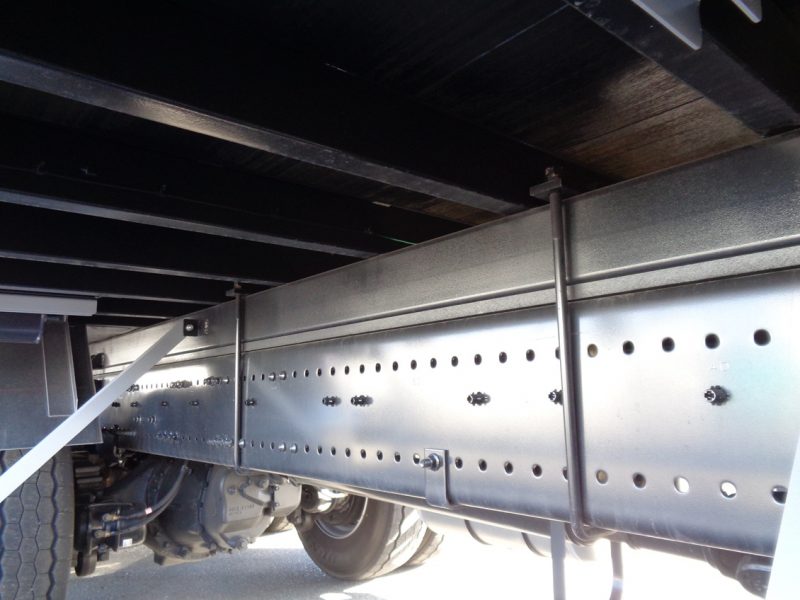 日野 大型トラック ユニック4段クレーン(12.3ｔ)8.7m2デフ 画像