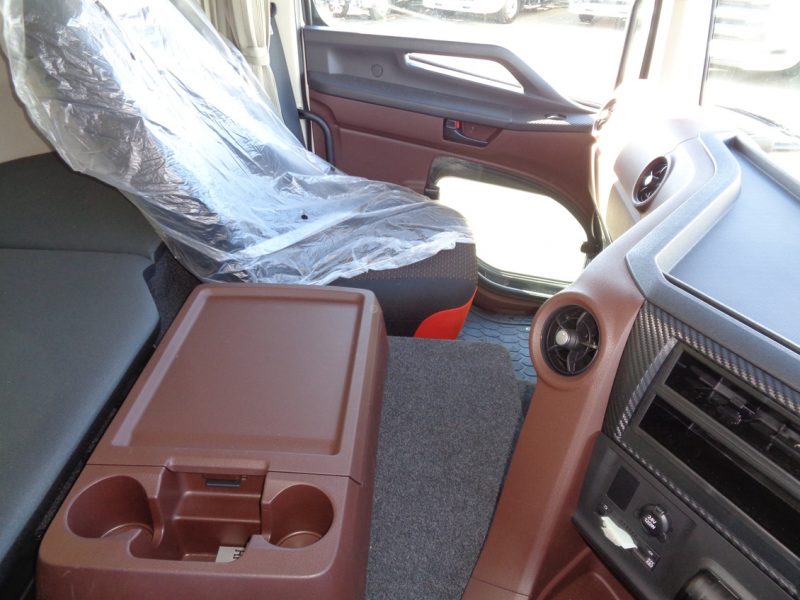 日野 大型トラック ユニック4段クレーン(12.3ｔ)8.7m2デフ 画像