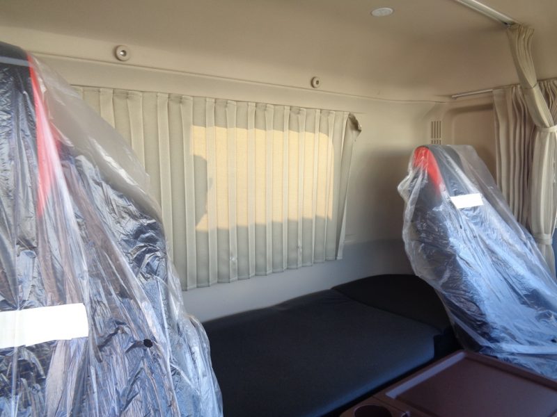 日野 大型トラック ユニック4段クレーン(12.3ｔ)8.7m2デフ 画像