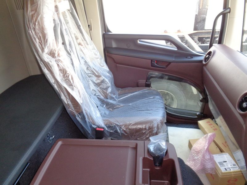 日野 中型トラック 冷凍車ワイドエアサス格納PG付 画像