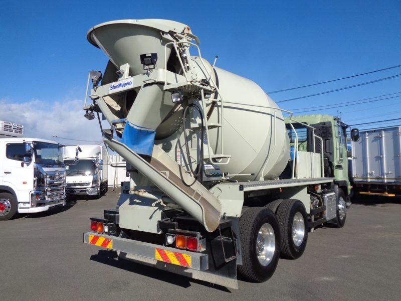 いすゞ 大型トラック ミキサー4.2m3 画像