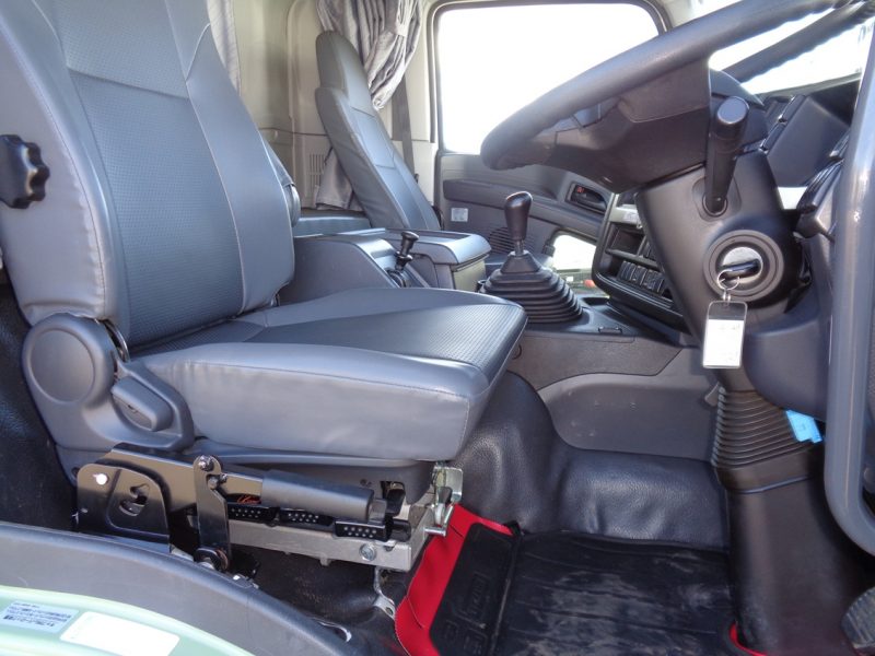 いすゞ 大型トラック ミキサー4.2m3 画像