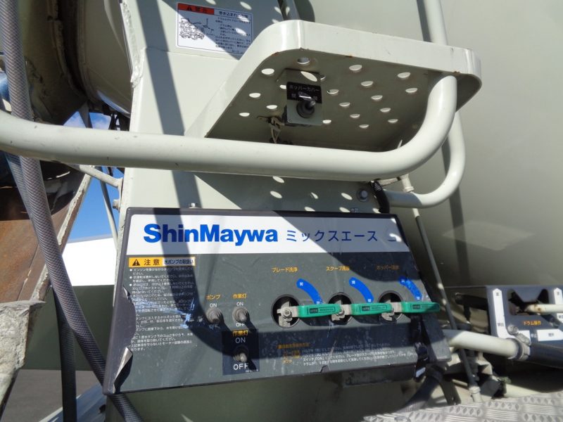 いすゞ 大型トラック ミキサー4.2m3 画像