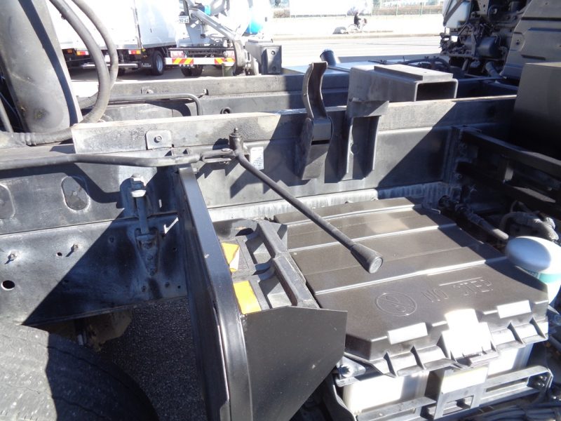 いすゞ 大型トラック ダンプ土砂5.1m 画像