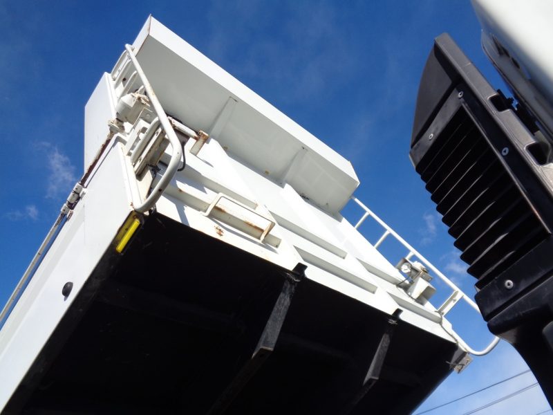 いすゞ 大型トラック ダンプ土砂5.1m 画像