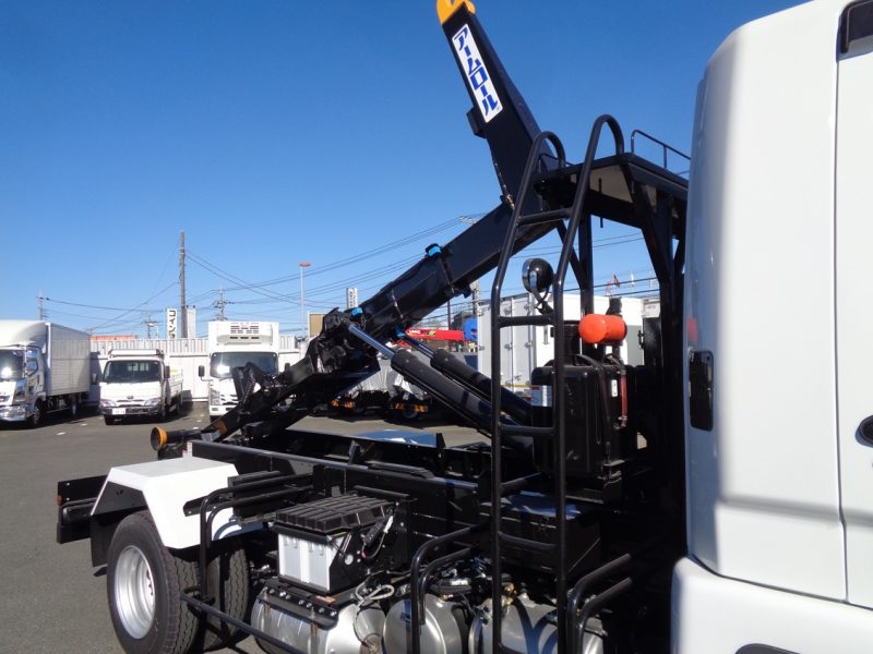 三菱 中型トラック アームロール(スーパーパッケージ) 画像