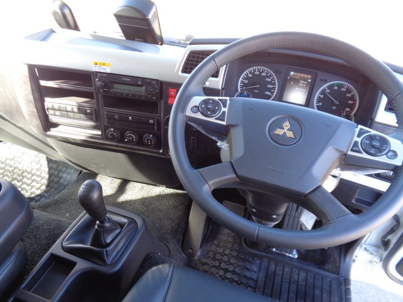 三菱 中型トラック アームロール(スーパーパッケージ) 画像