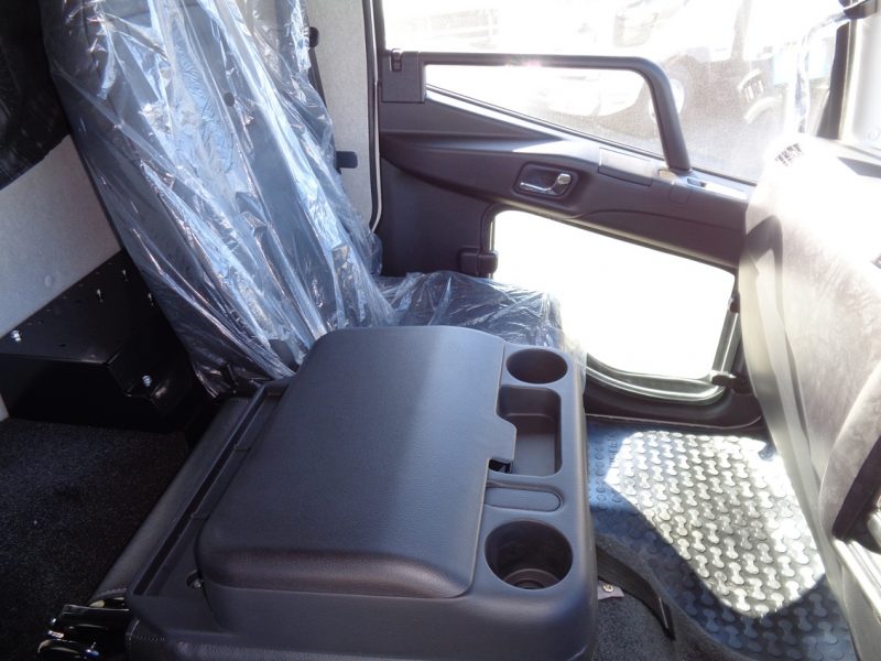 三菱 中型トラック アームロール(スーパーパッケージ) 画像