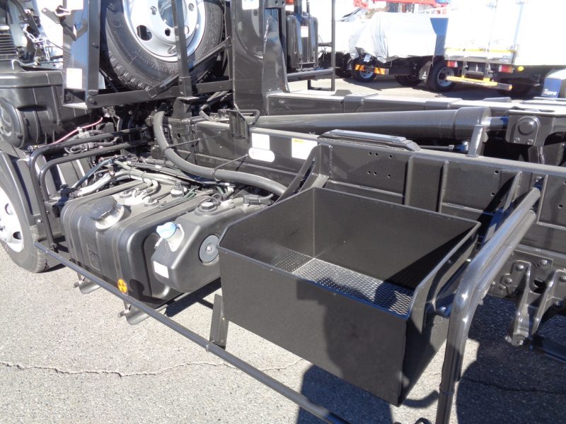 三菱 中型トラック アームロール(スーパーパッケージ) 画像