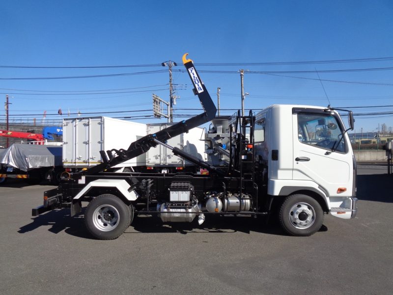 三菱 中型トラック アームロール(スーパーパッケージ) 画像