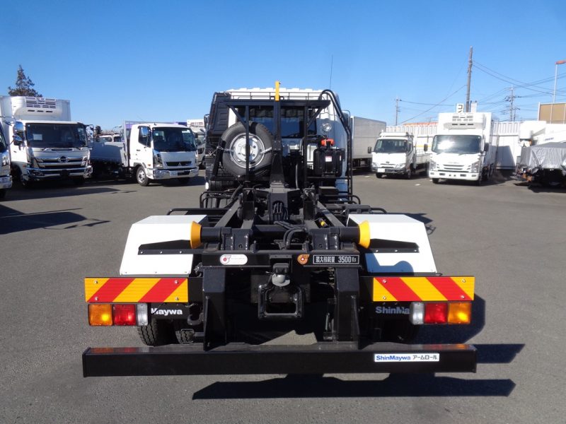 三菱 中型トラック アームロール(スーパーパッケージ) 画像